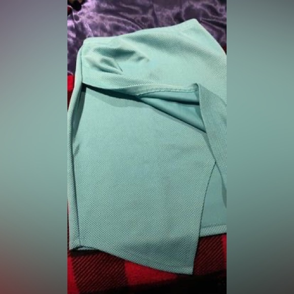 Skirt - Picture 2 of 7